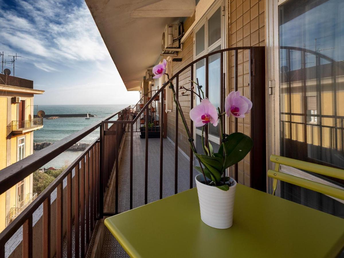 Attico 195 Bed & Breakfast Salerno Exterior photo